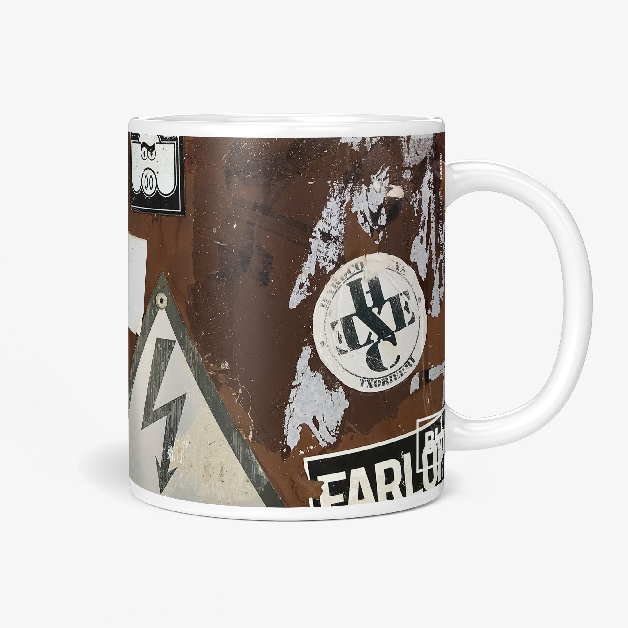 Be inspired by our Urban Art Coffee Mug – Merioone Fishes from Lagos. The mug has a capacity of 11 oz and the handle on the right side. The design of the mug captures the essence of the street and gives the mug an authentic urban feel, making it resemble a piece of street art itself.
