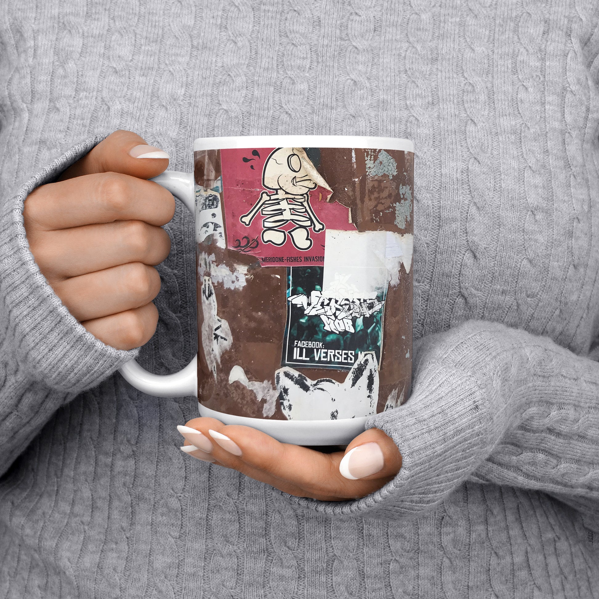 Be inspired by our Urban Art Coffee Mug – Merioone Fishes from Lagos. The mug has a capacity of 15 oz and the handle on the left side. The design of the mug captures the essence of the street and gives the mug an authentic urban feel, making it resemble a piece of street art itself.