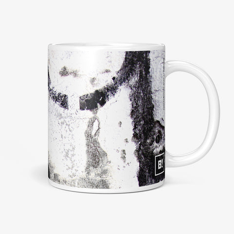 Be inspired by our Urban Art Coffee Mug "Chakrabongse Road - No2" from Bangkok. This mug features an 11oz size with the handle on the right.