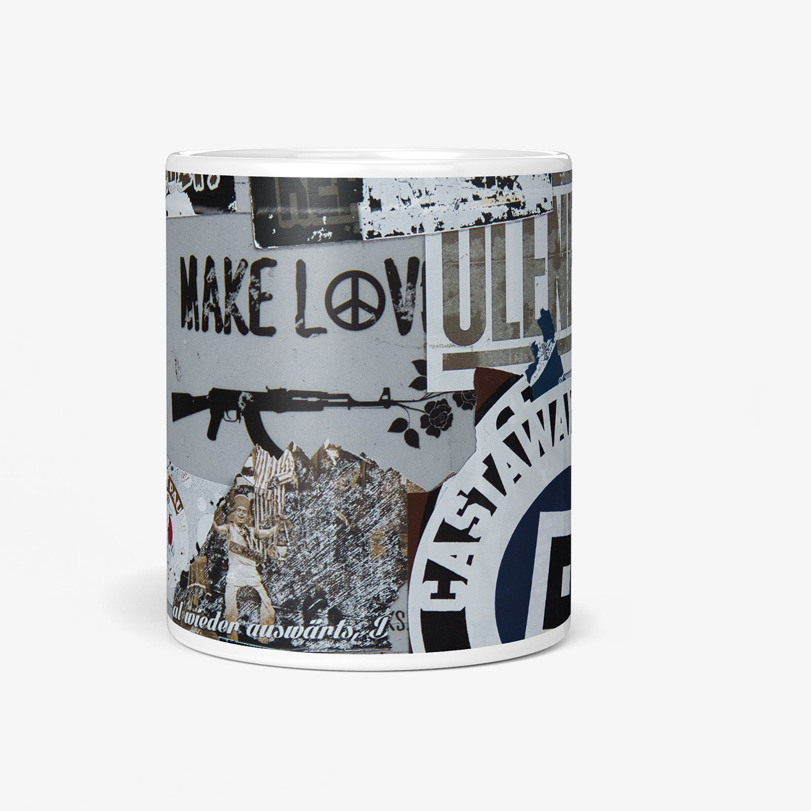 Be inspired by our Urban Art Coffee Mug "St. Pauli - No2" from Hamburg. This mug features an 11oz size with a front view.